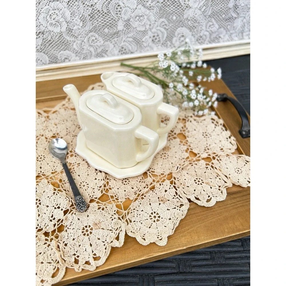2001 RESTORATION HARDWARE CREAM   STONEWARE TEA FOR TWO TEAPOTS SET WITH TRIVET